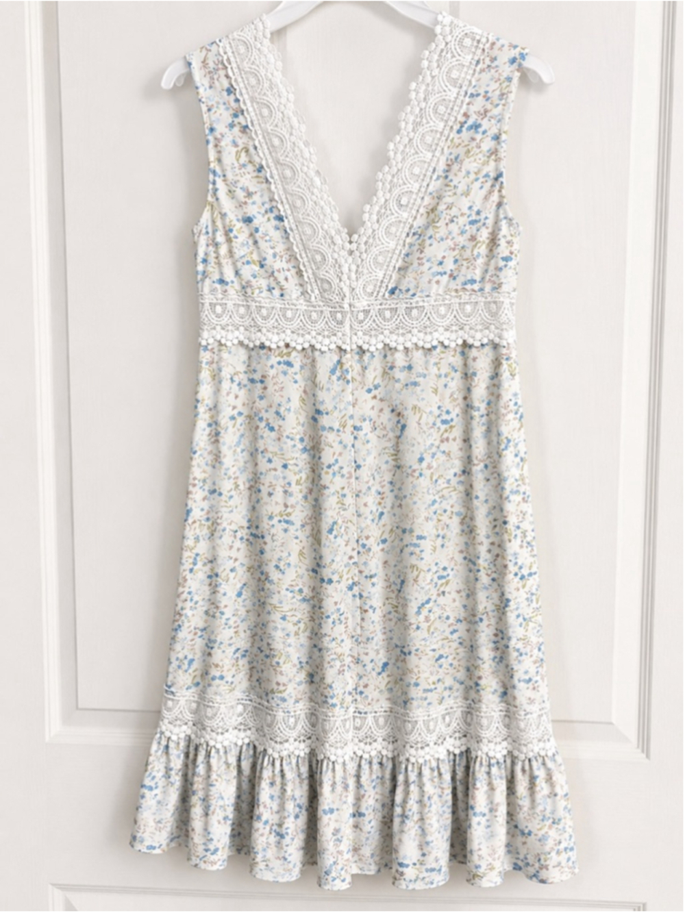 EilyBazar Floral Lace Maxi Dress Size Medium Cottagecore Boho Sleeveless White B - Picture 4 of 10